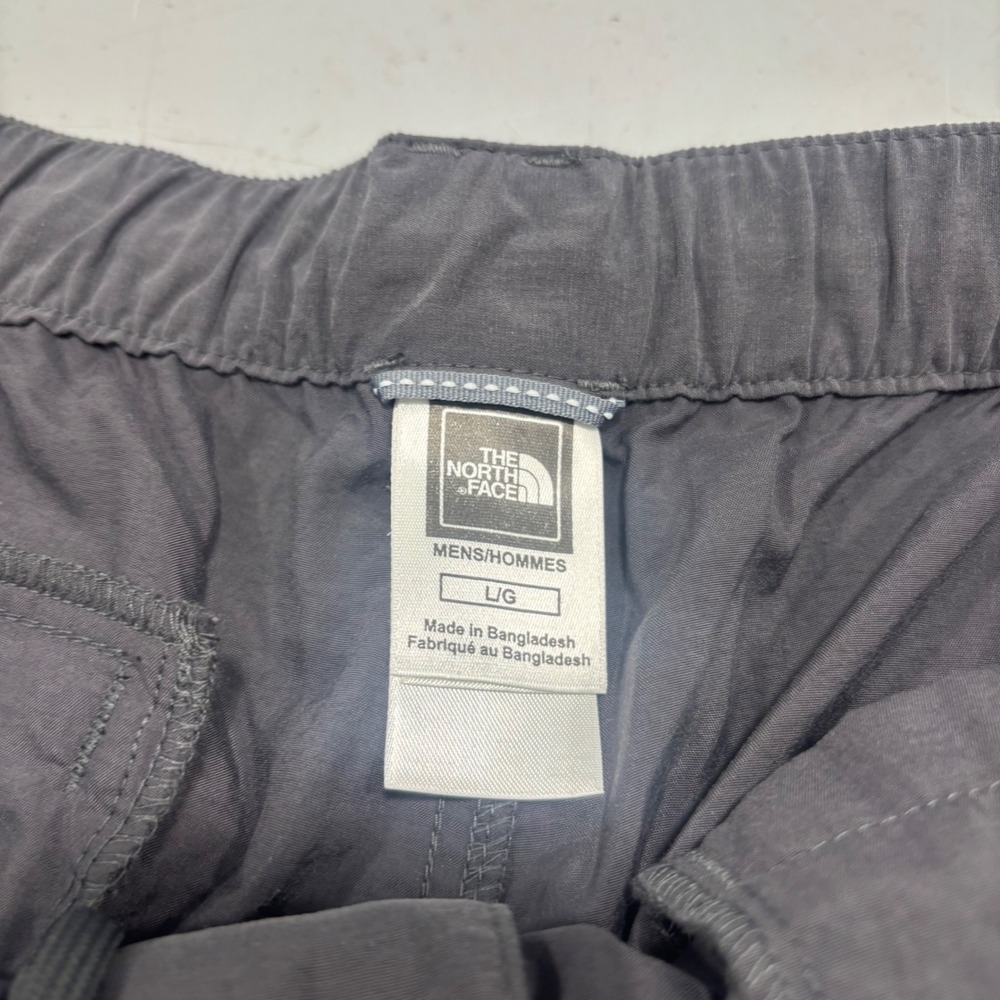 The North Face Mens Gray Cargo Hiking Shorts Stow Pocket Size Large L Quick Dry - Picture 4 of 8